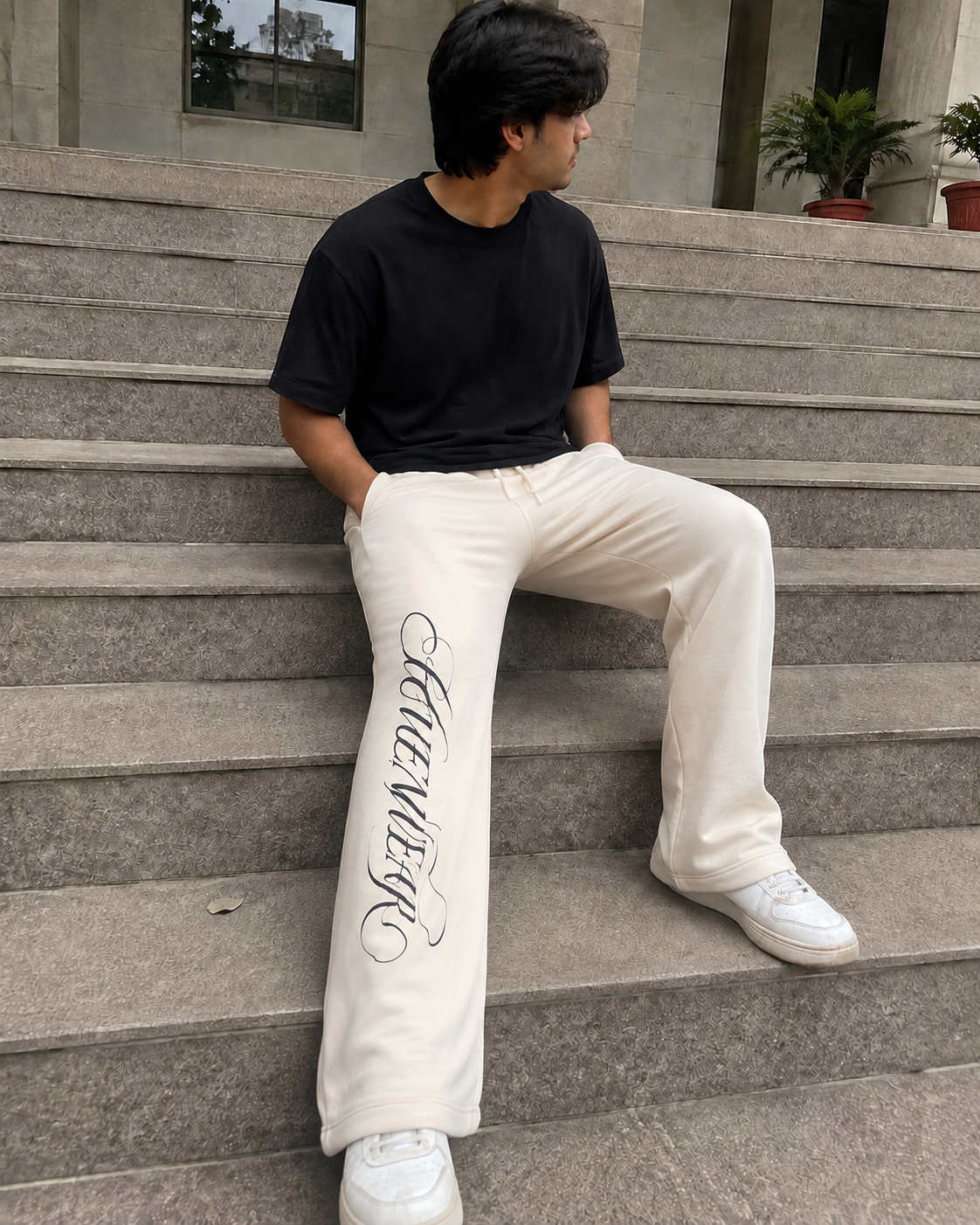 Signature Script Wide-Leg Trousers
